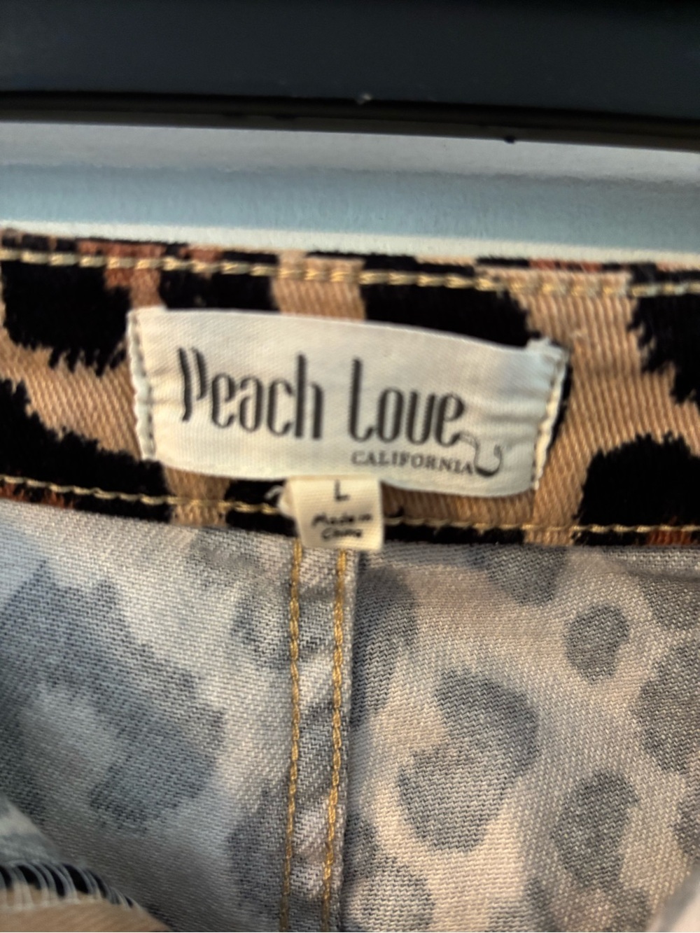 Peach Love California Women's Leopard Print Flare Pants Stretch Twill Zip L - Picture 3 of 7